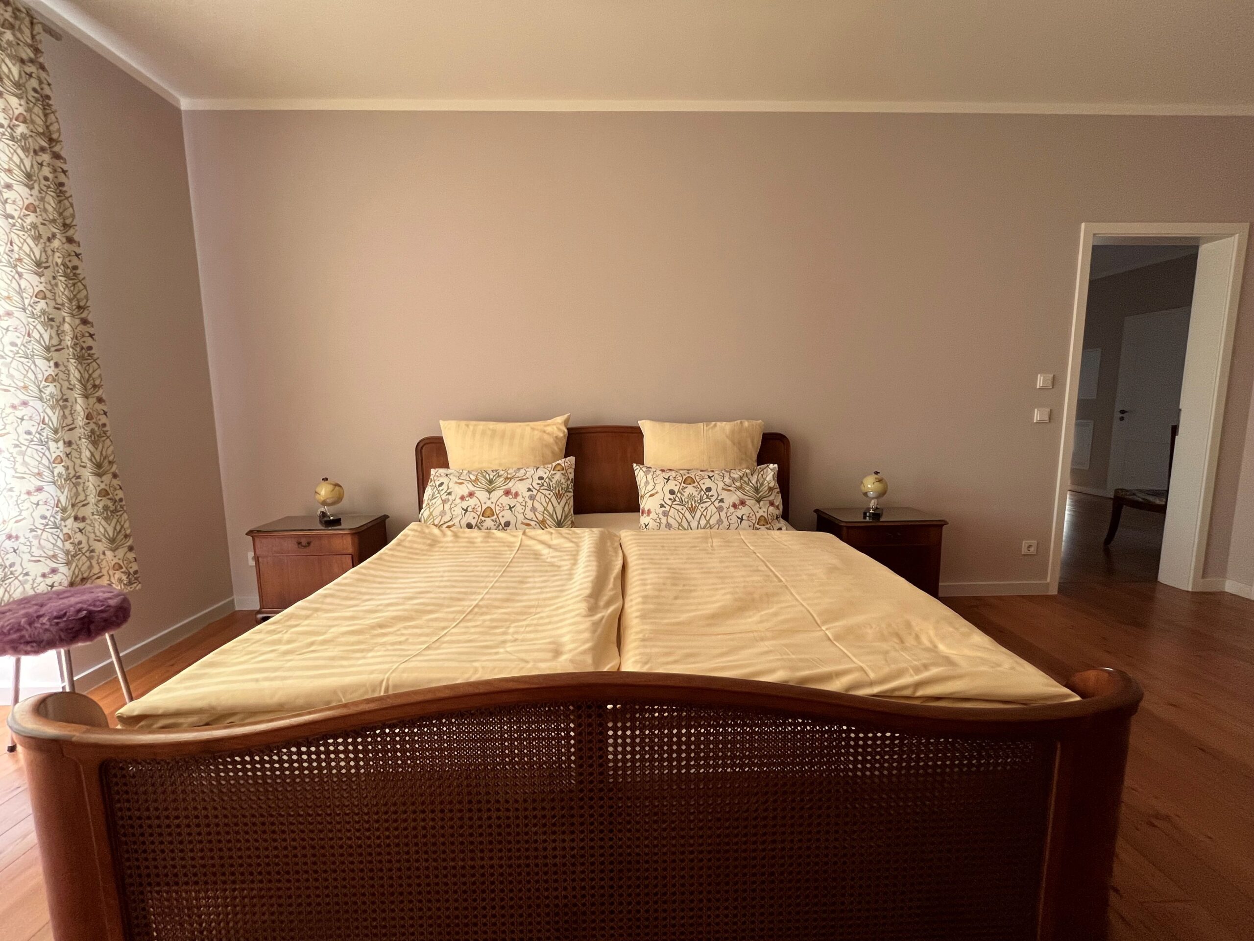 großes SZ Bett only
